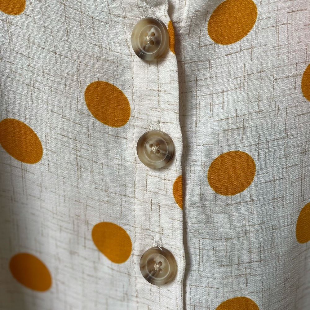 Paper Crane NWT Beige and mustard polka dot Cami-style top. Size M - Picture 4 of 8